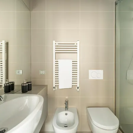 Ych-colosseo Book House Apartment *