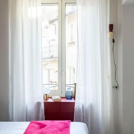 Ych-colosseo Book House Apartment