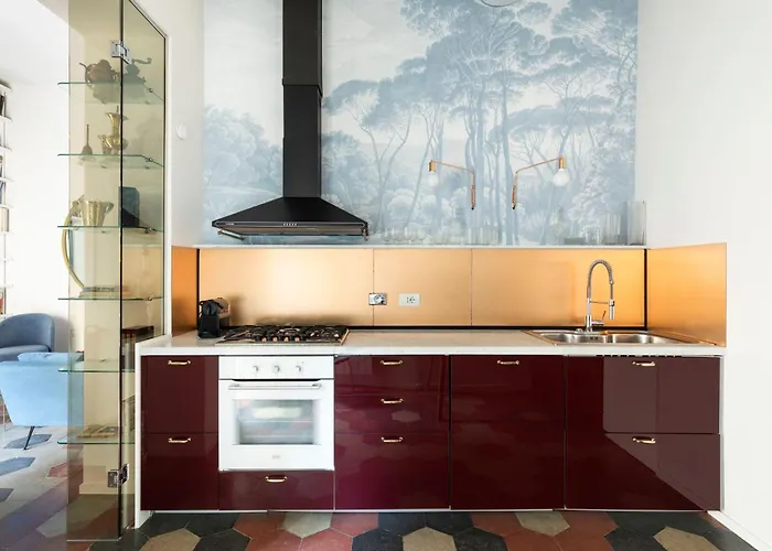 Apartment Ych-colosseo Book House